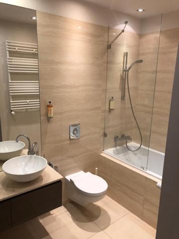Luxury Apartments In Platinium Towers Варшава Екстер'єр фото